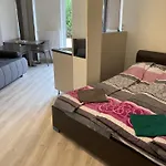 Parti 1 公寓 扎马迪